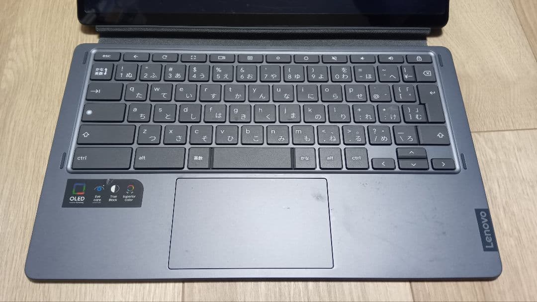 Lenovo IdeaPad Duet 560 Chromebook 画面割れ