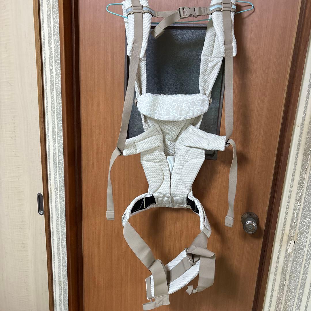 エルゴ抱っこ紐 オムニブリーズ クリームフラワーレース
