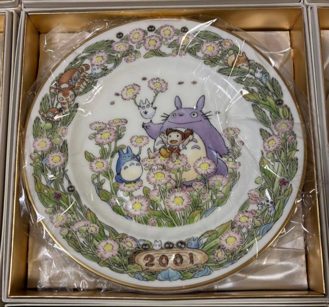 ⭐︎新品未使用⭐︎1997年〜2007年 となりのトトロ　イヤリープレート