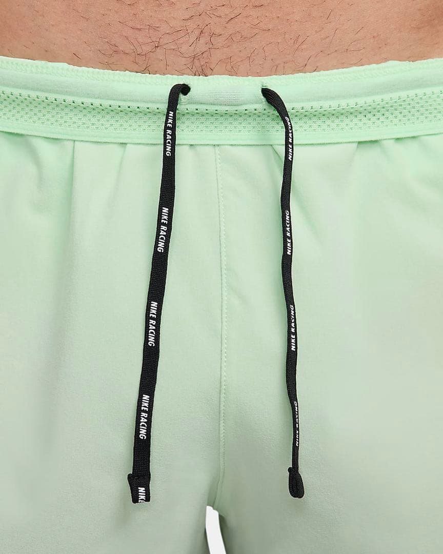 Nike エアロスイフト