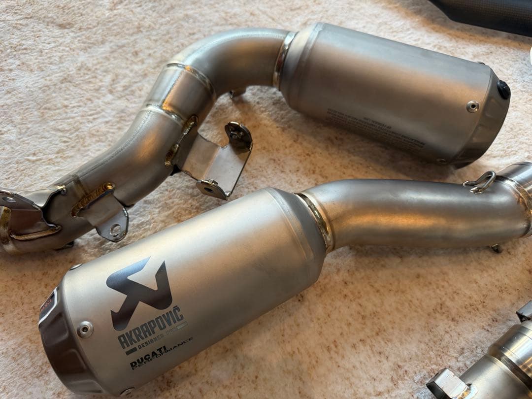 ドゥカティパニガーレV4フルエキマフラー 純正96482351AA DUCATI