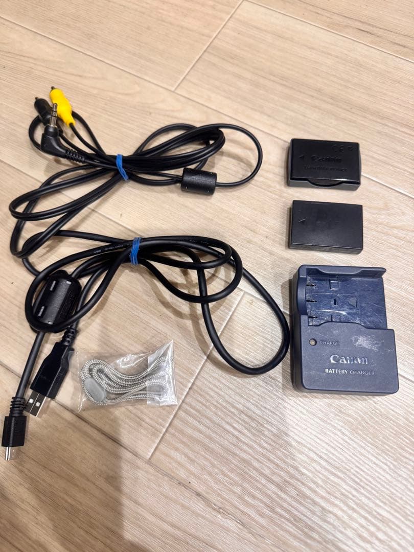 レア Canon IXY DIGITAL コンパクトデジタルカメラ