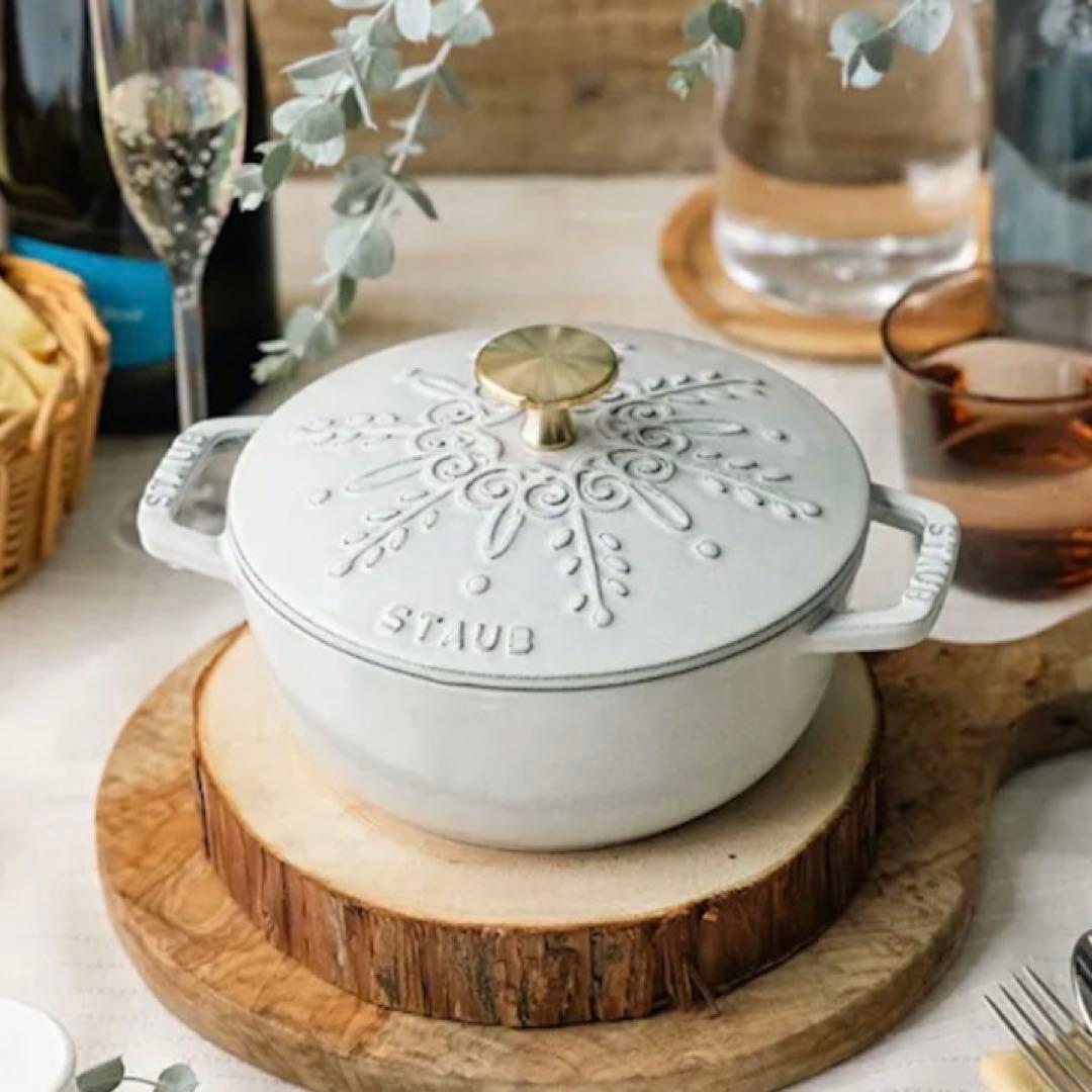新品未使用　STAUB ストウブ　Wa-NABE スノーフレークカンパーニュ
