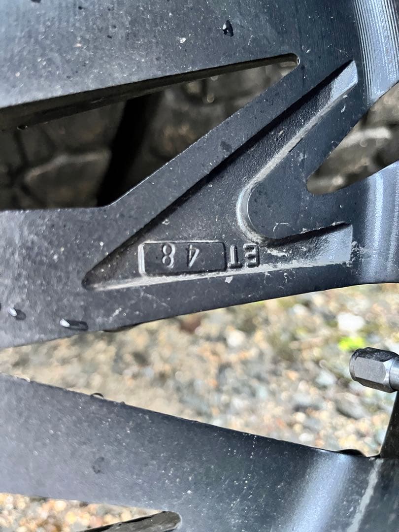 ロクサーニ テンペスト タービンVX 19インチ プリウス