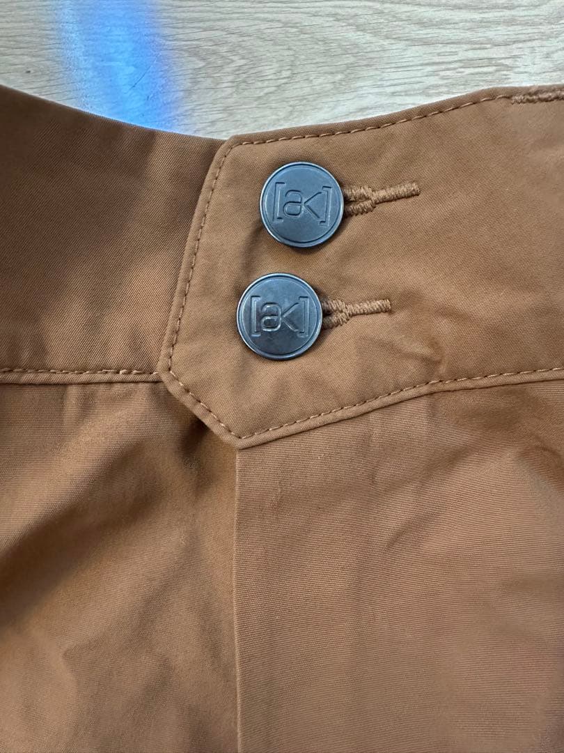 【美品】Burton [ak] メンズスノーボードパンツSサイズ
