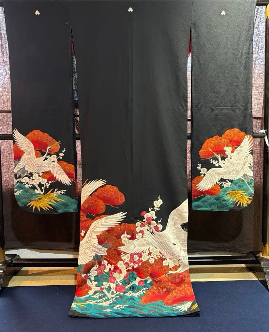 美品振袖 鶴と梅と松　青海波アンティーク正絹