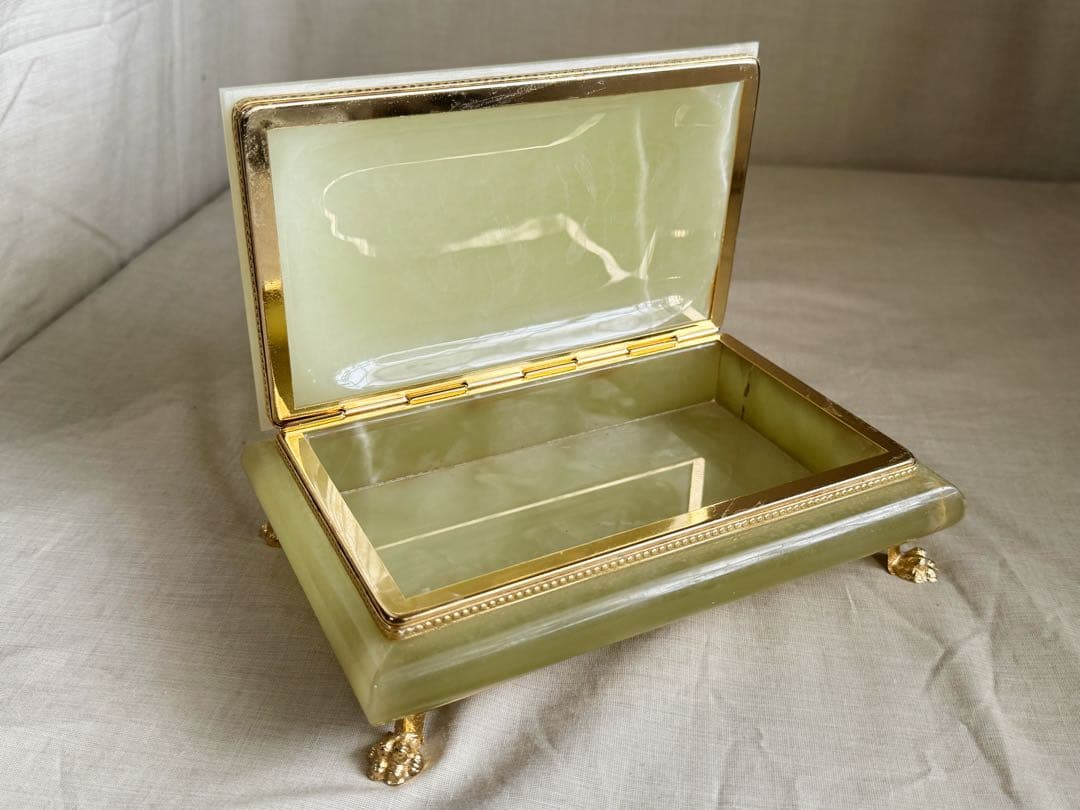 イタリア製 グリーンオニックス グリーンオニキス 天然石 ジュエリーケース 猫足