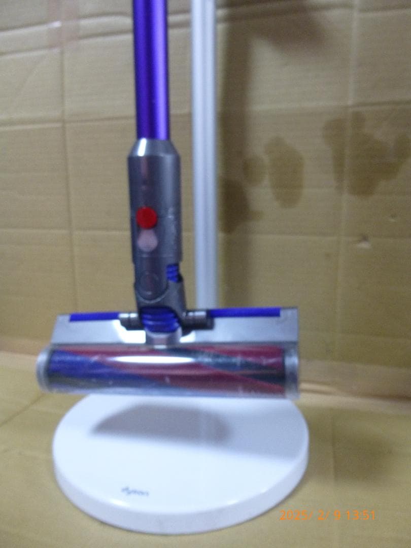 frenchie　ダイソンSV18　付属品付き　エコモード42分