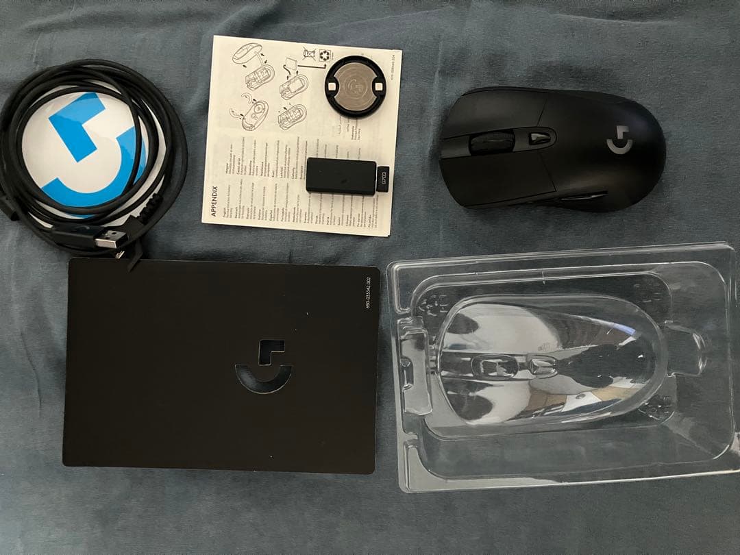 Logicool G703h　充電器スタンド付き