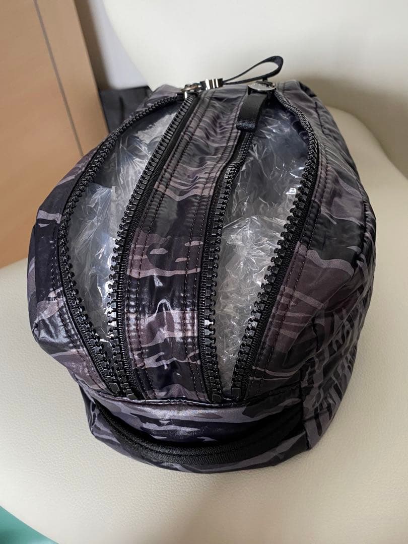 RIMOWA×MONCLER 迷彩ダブルジッパー ポーチ