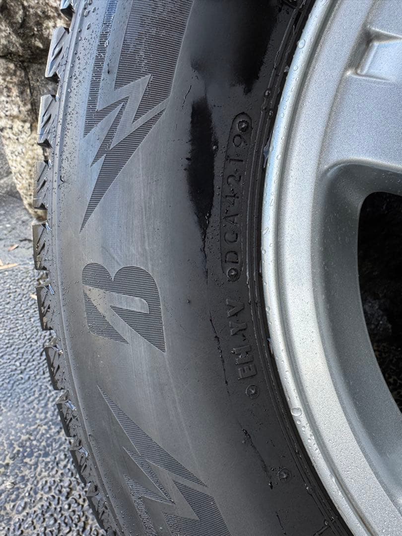 デリカ純正アルミ16インチ➕ブリヂストン ブリザック　スタッドレスタイヤ　セット