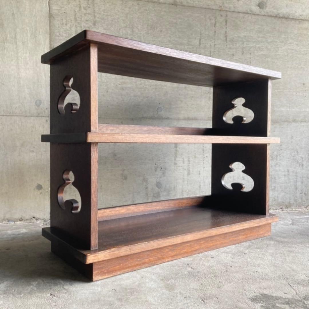 古い飾り棚 置物台 ラック シェルフ 展示 陳列 透かし 木製 家具 レトロ