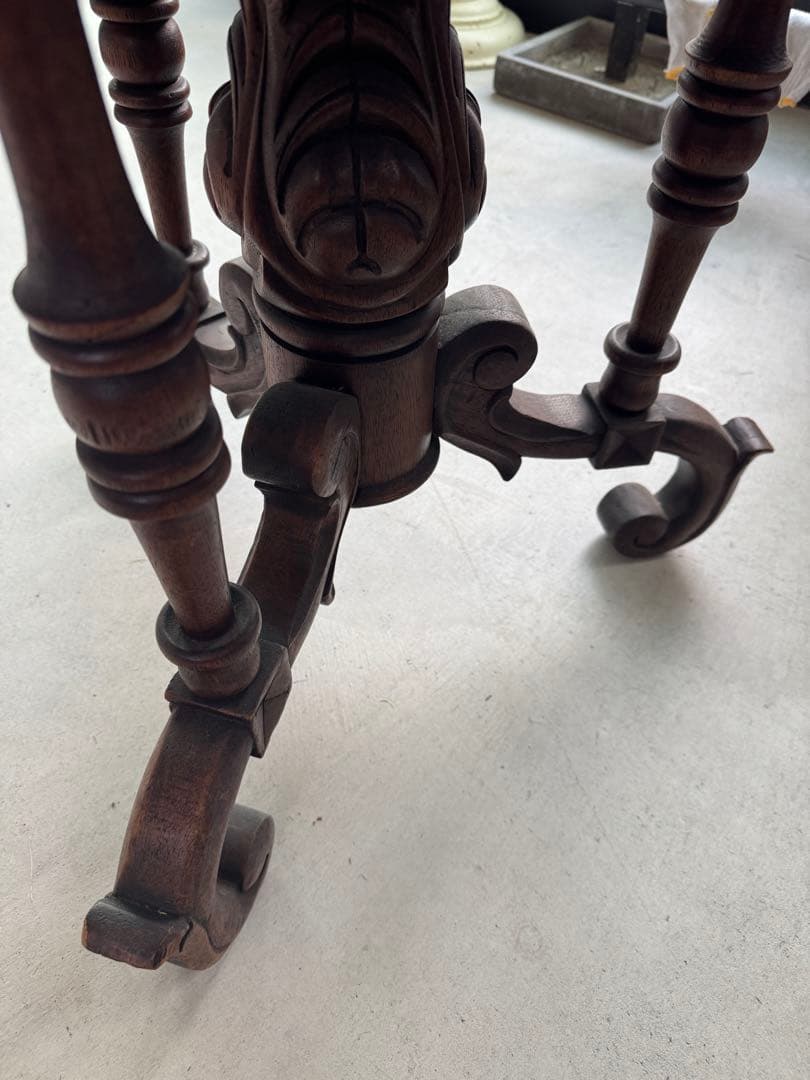 イギリスアンティーク⭐︎コーヒーテーブル