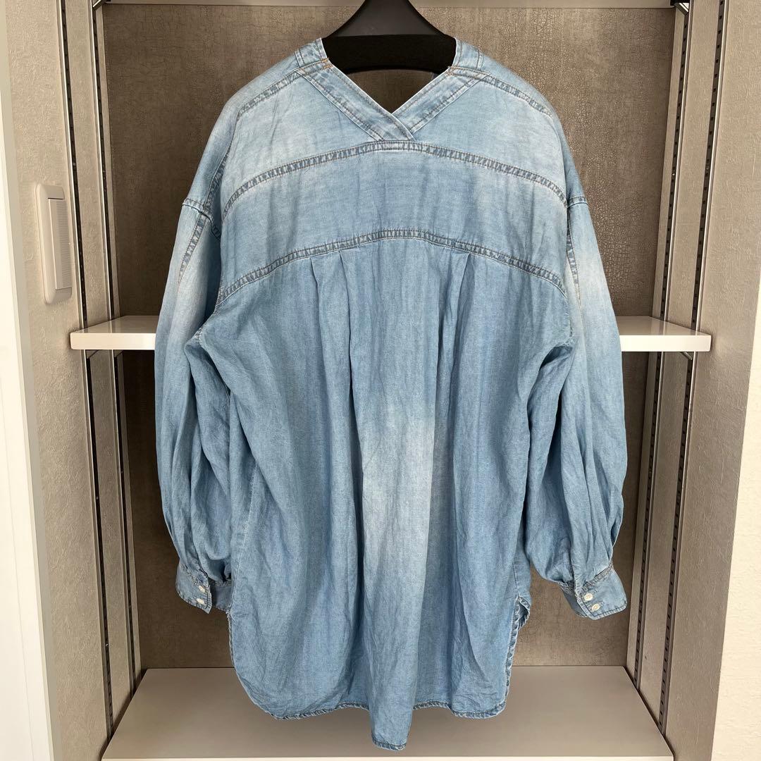 DouDou デニムVネックシャツ　ブルー　長袖　ゆったり　羽織り着痩せブラウス