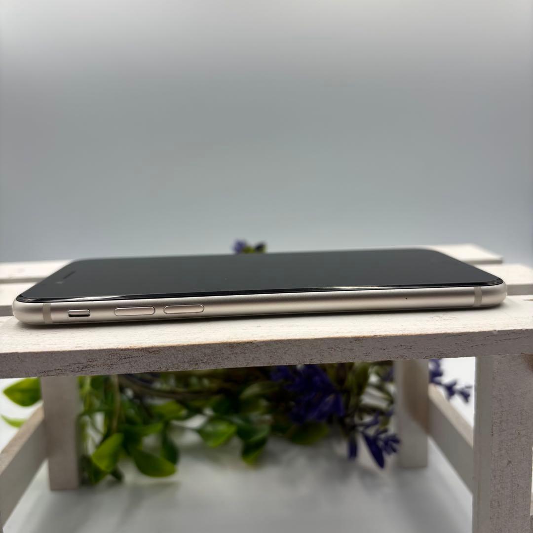 【美品】iPhone SE第3世代 64GB スターライト 339