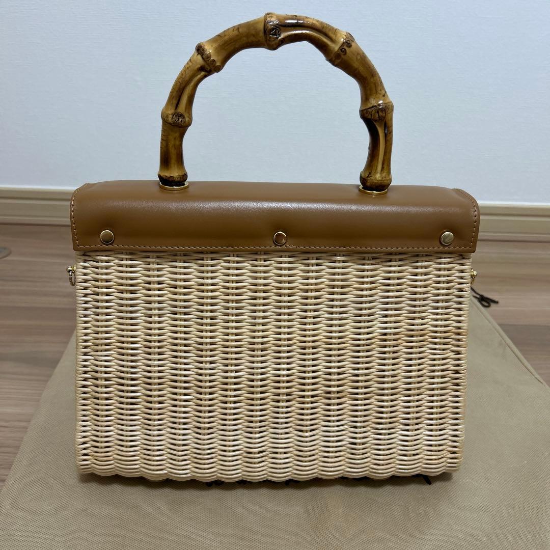 トマソカンドリア　かごバッグ