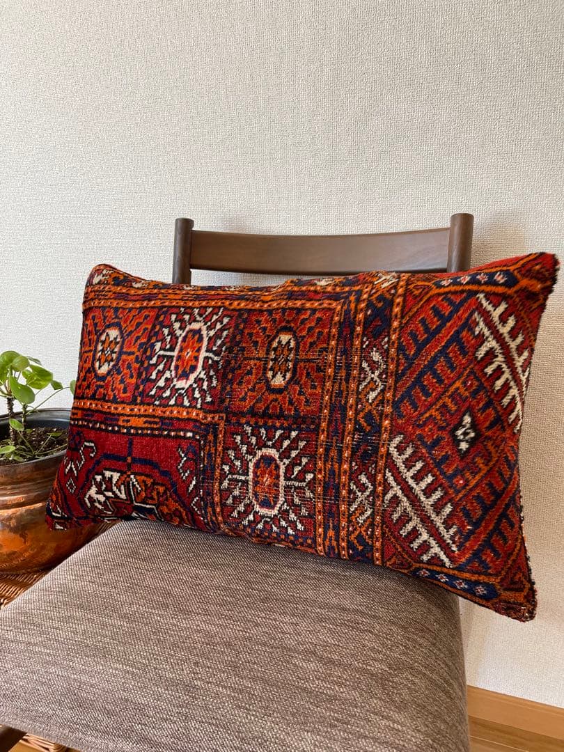 クッションカバー 　トルクメン絨毯　 41x66cm