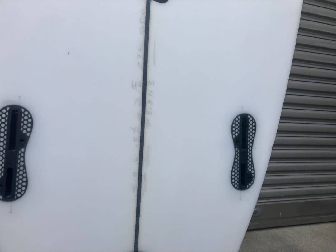 スパローSSモデルハイパフォーマンスボード5.10 27リットル