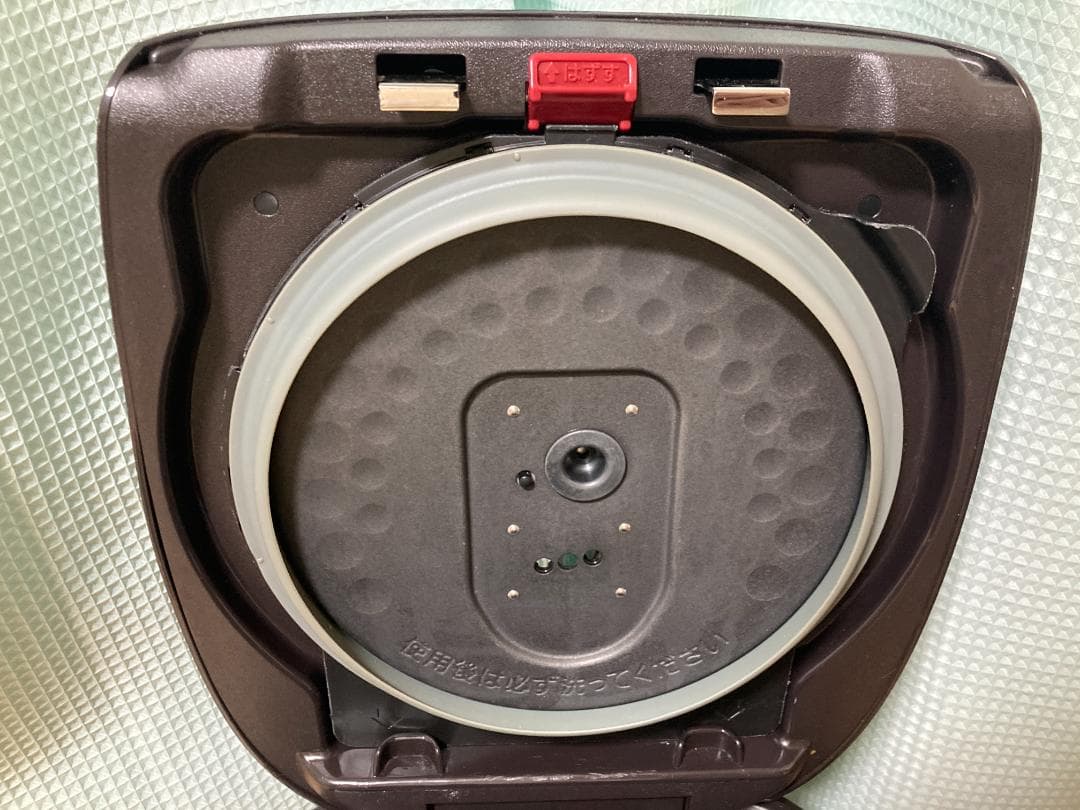 ★★★TIGER 圧力　IH 炊飯ジャー　JPK-B100 ブラウン　5.5合