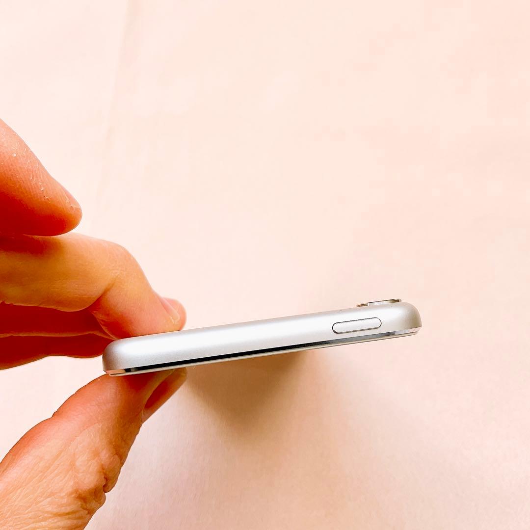 シルバー iPod touch 第7世代 256GB アイポッド 本体 y