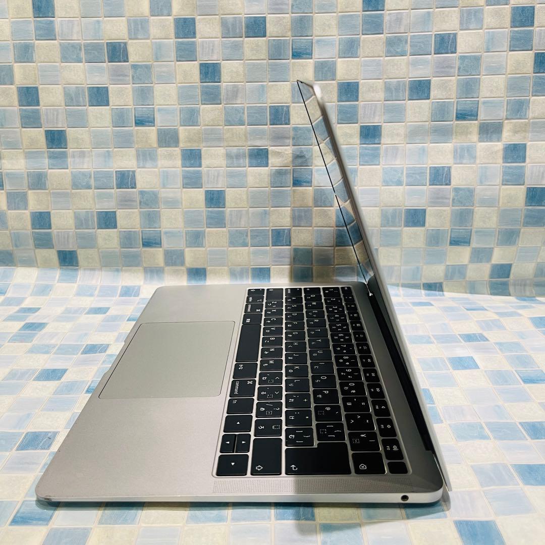 MacBook本体 MacBook Air 2018 Core i5 13.3 8GB 128GB