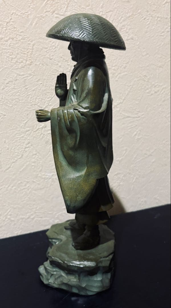 仏教美術　親鸞聖人像　古美術品　　金属製　置物　約25cm 浄土真宗　ブロンズ