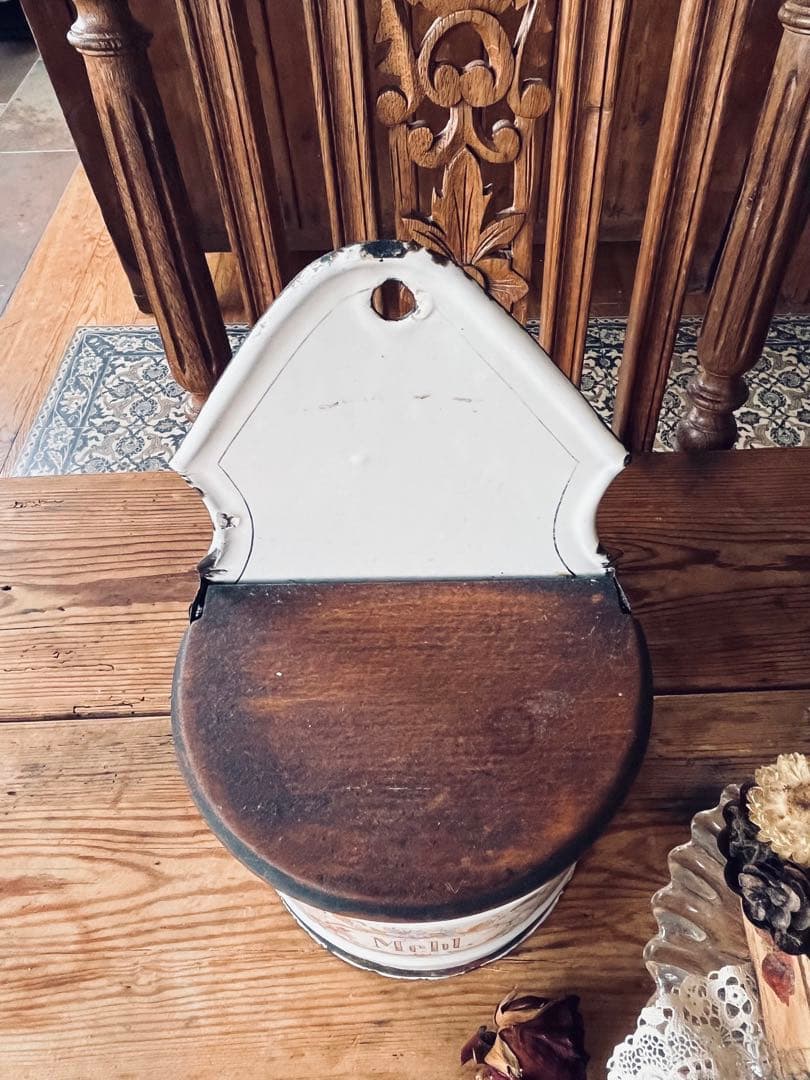 フランスアンティーク 小麦粉缶 ホーロー 天使　エンジェル