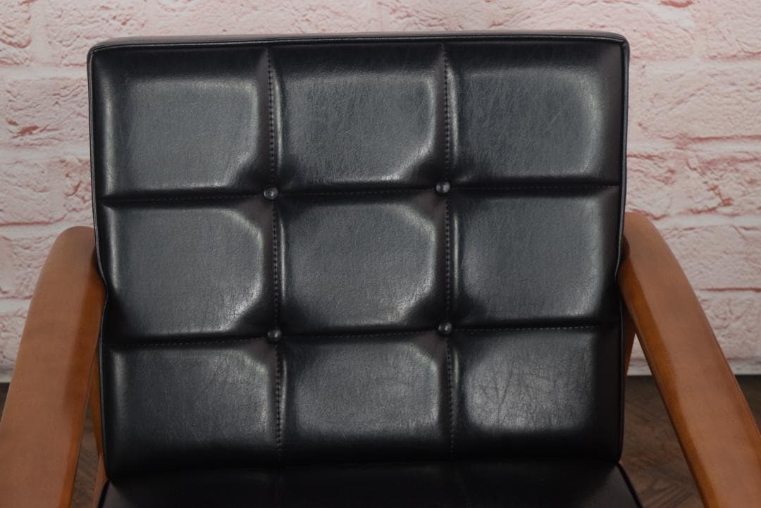 展示品　カリモク60 Kチェア スタンダードブラック　 W36170BW　13A