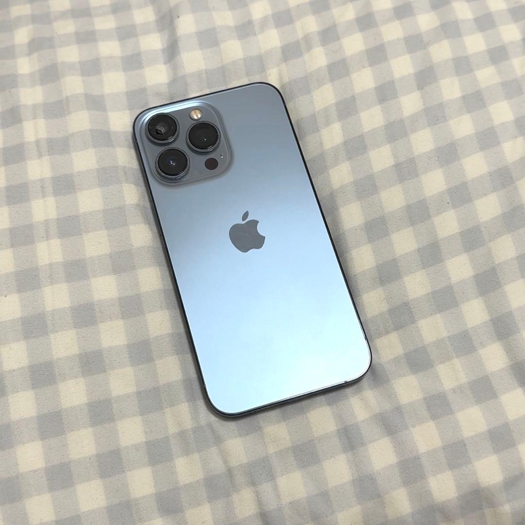 Apple iPhone 13Pro 本体