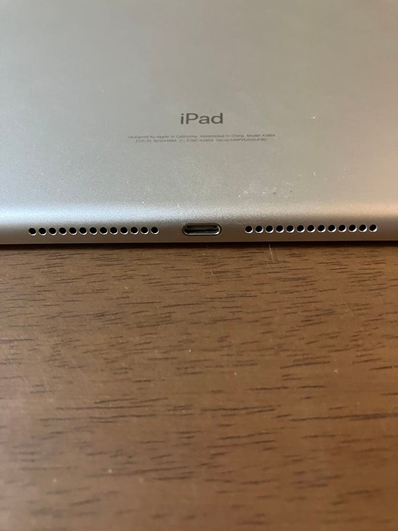 【最大容量99%】iPad 第6世代 Wifi+Cellular 32GB