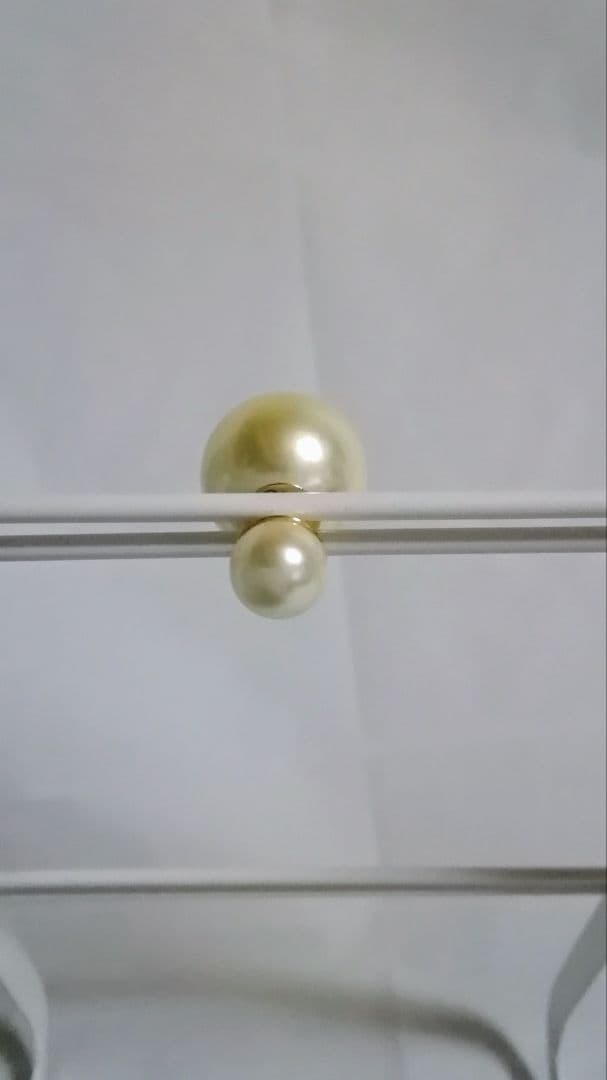 Dior　ディオール　 ピアス トライバルボール 片耳