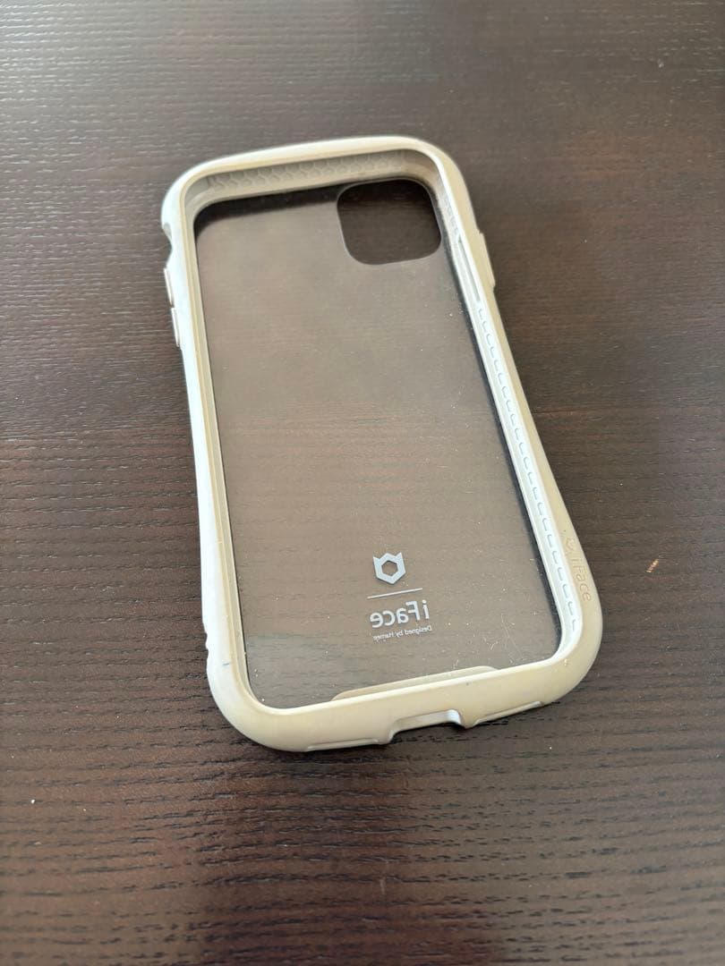 Apple iPhone 11 ホワイト ケース付き