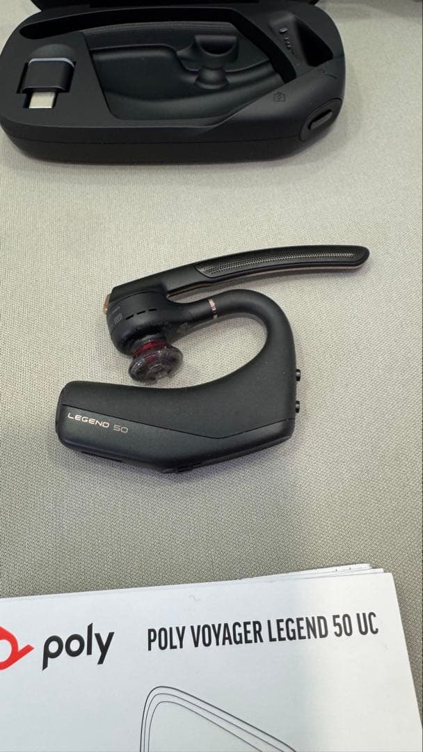 ヘッドホン Poly Voyager Legend 50 USB-C + BT700