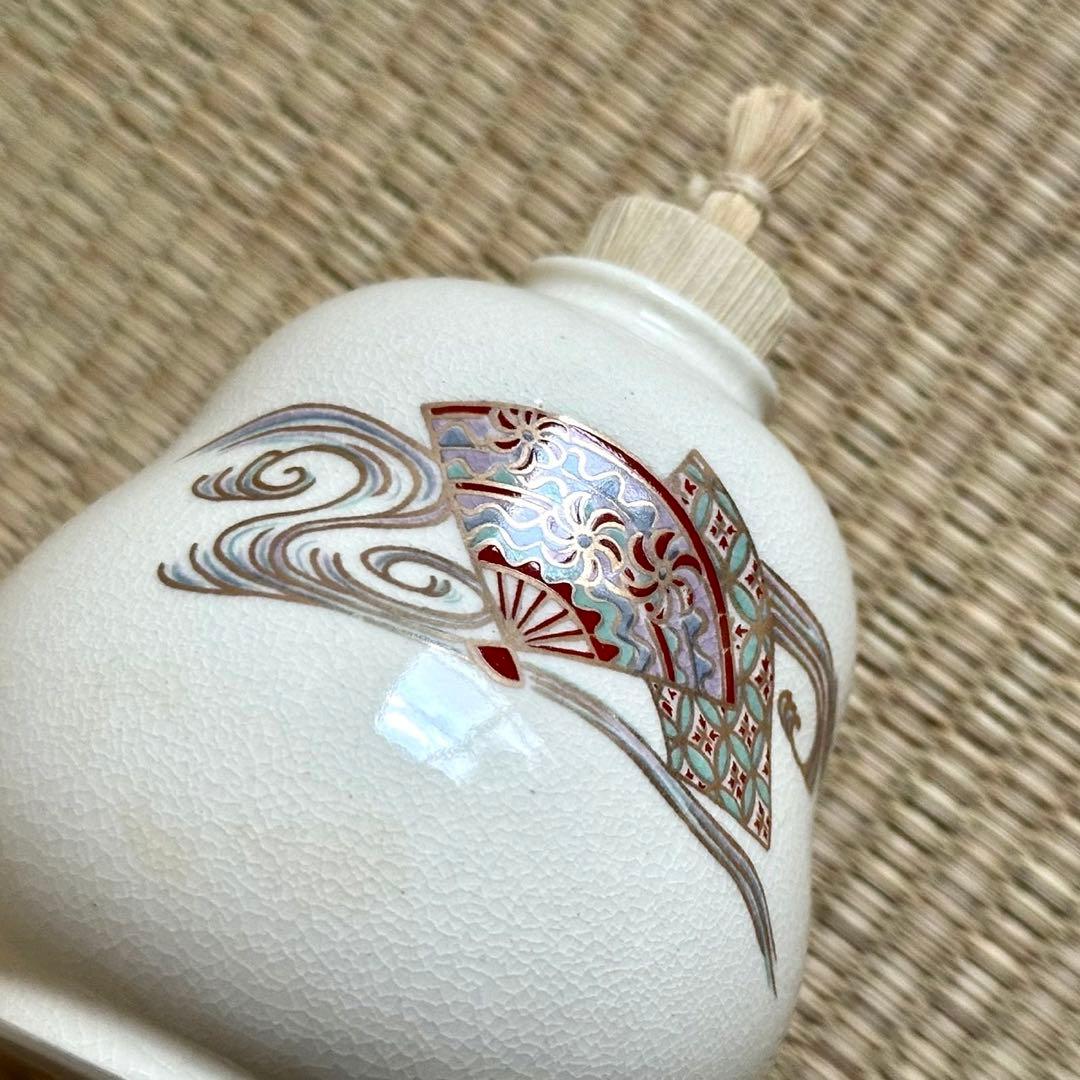 美品【黒漆爪赤 利休箱 お茶道具セット付】利休形茶箱 黒楽茶碗 紙箱 茶道具