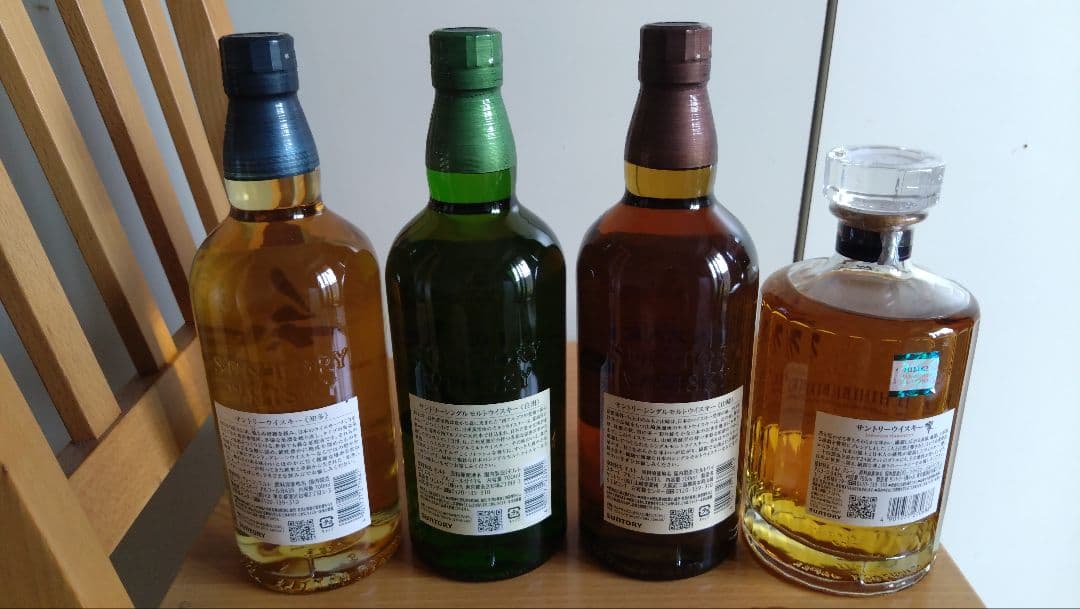 サントリー山崎NV，白州NV，響ジャパニーズハーモニー，知多 4本セット飲み比べ