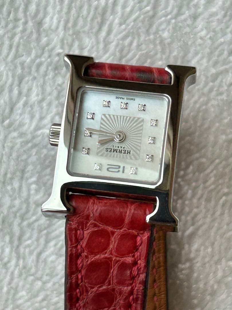 未使用に近いエルメス Hウォッチミニ HH1.110 11Pダイヤ シェル文字盤