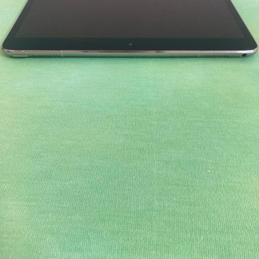 199 電池最良好☆iPad Pro 256GB 10.5インチ SIMフリー☆