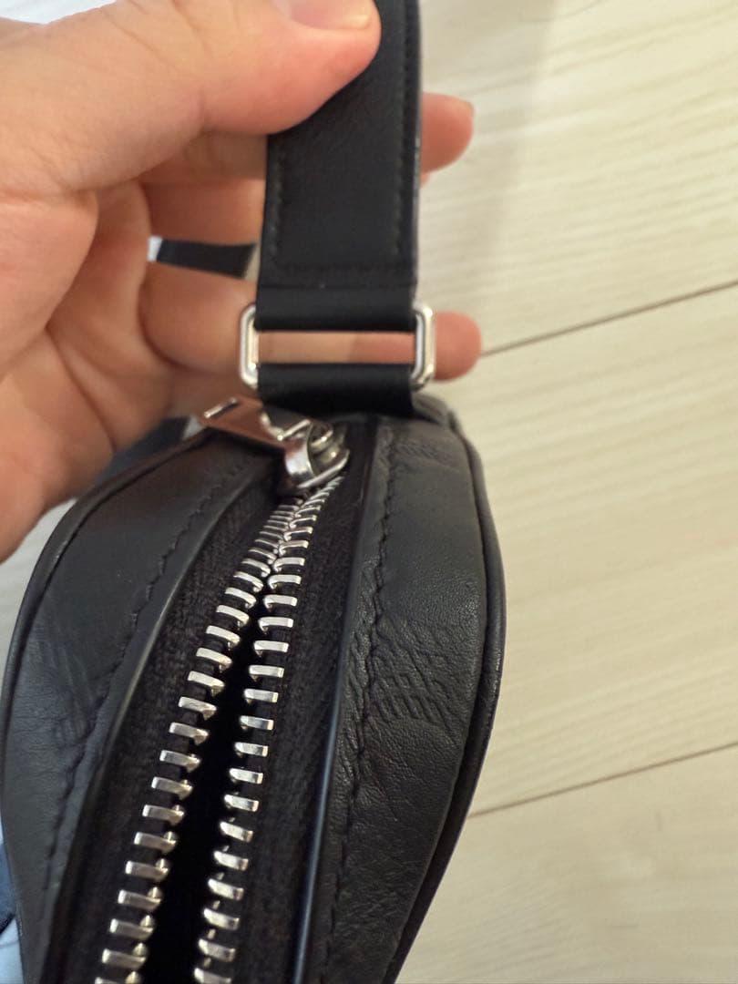 CELINE ブラック ショルダーバッグ