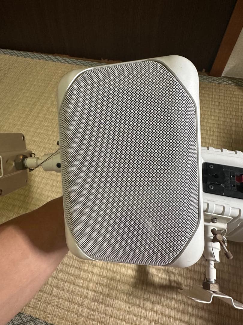 AV-635II ホワイトスピーカー 25W　マッシブ