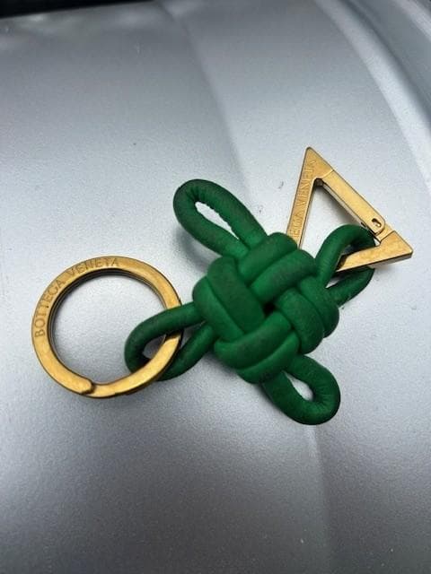 中古ボッテガヴェネタ トライアングル キーリング