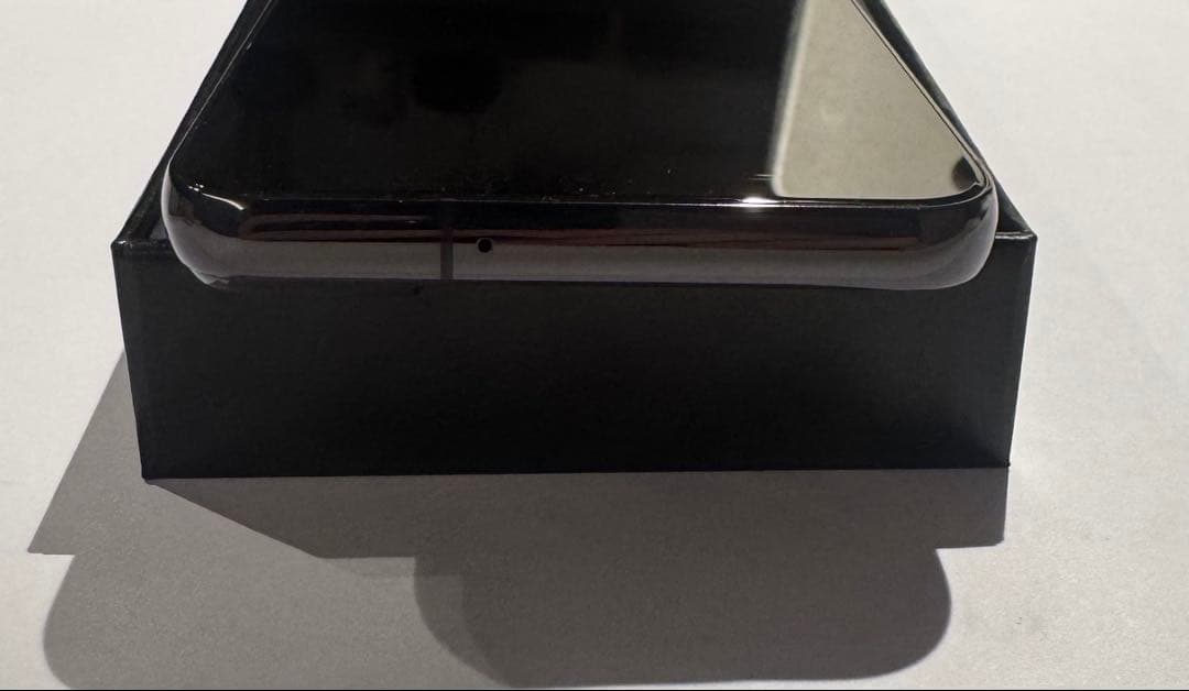 ほぼ未使用　超美品　Galaxy s22 256GB ファントムブラック