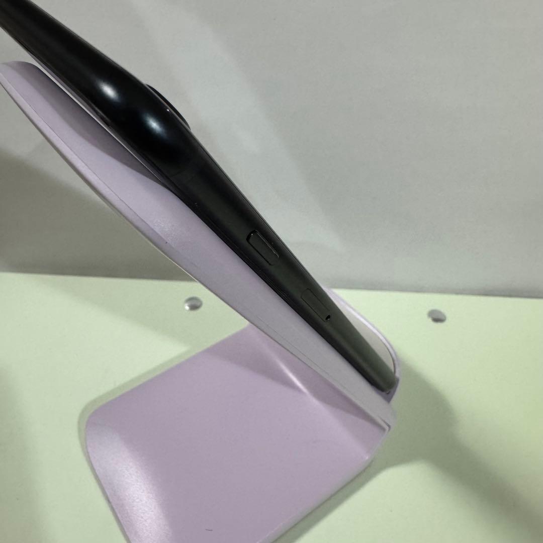 【美品】iPhone SE3（第3世代）128GBスターライトSIMフリー