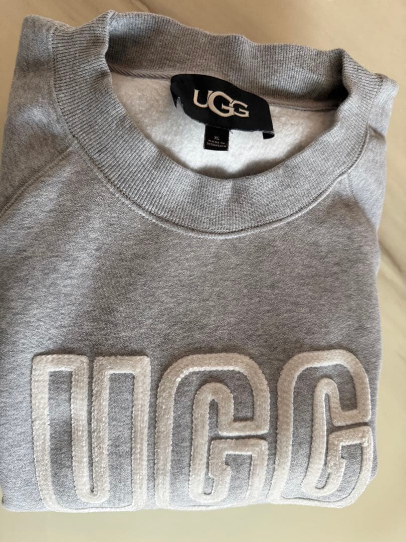 UGG トレーナー グレー XL 今季完売！