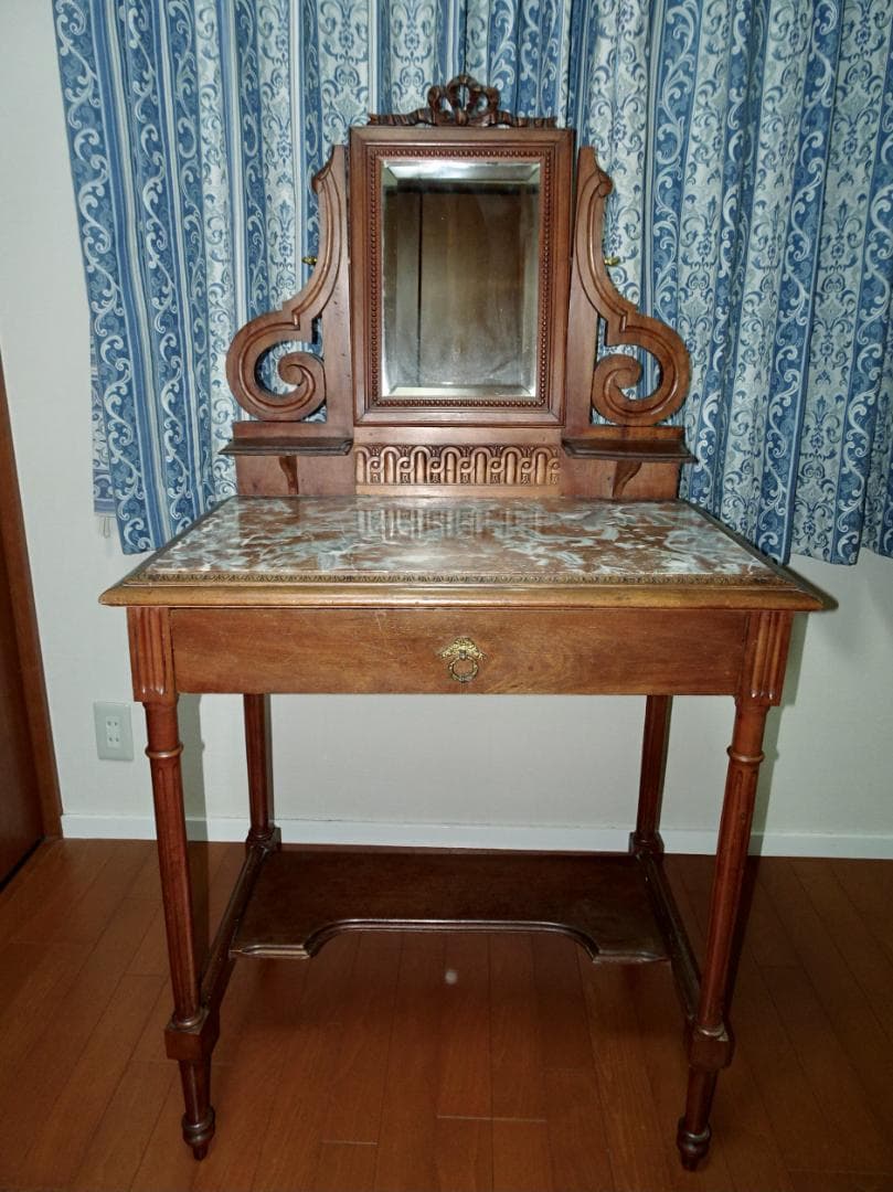 お引取限定横浜市フランス アンティークドレッサー 大理石トップ 綺麗 コンパクト