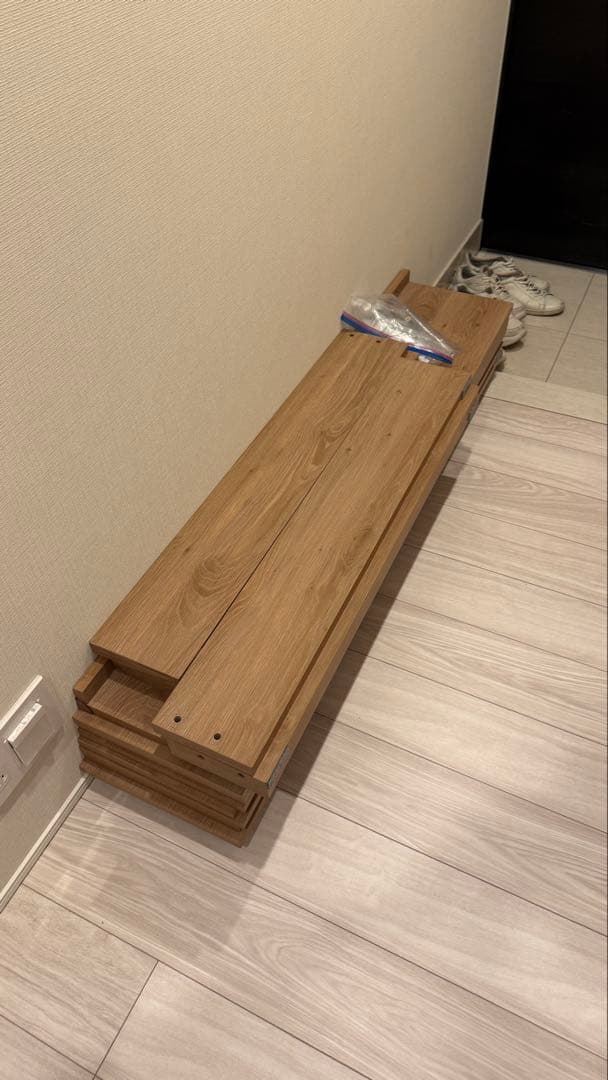 売り切り　木製セミダブルベッドフレーム 引き出し付き