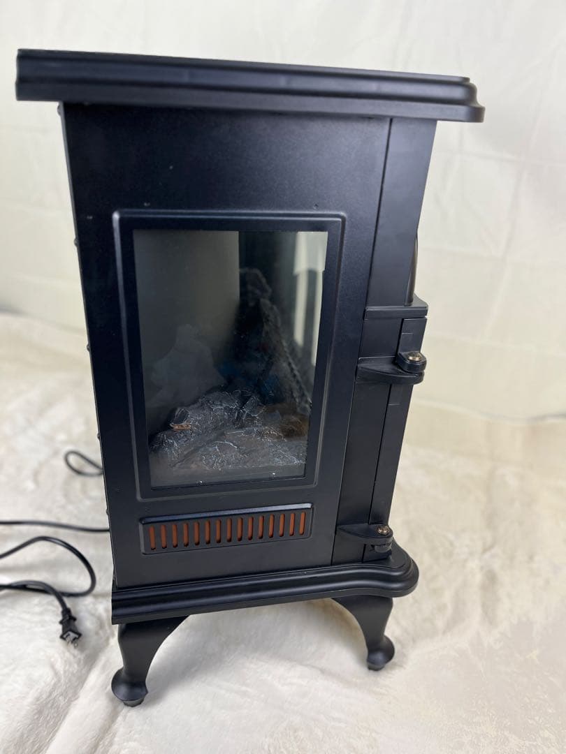 ✨ニトリ✨電気ヒーター BLT-999B-3-BK 2018年製　動作確認済み