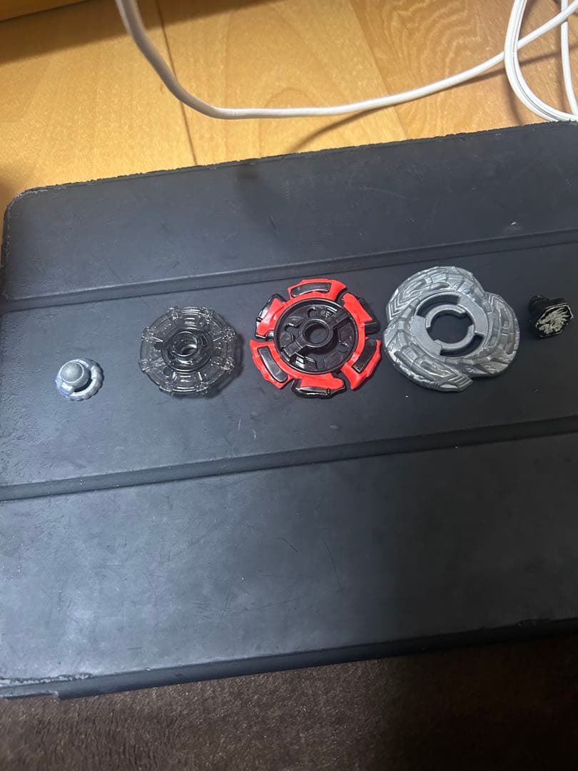 ち*ん様 メタルファイトベイブレード　エルドラゴガーディアン