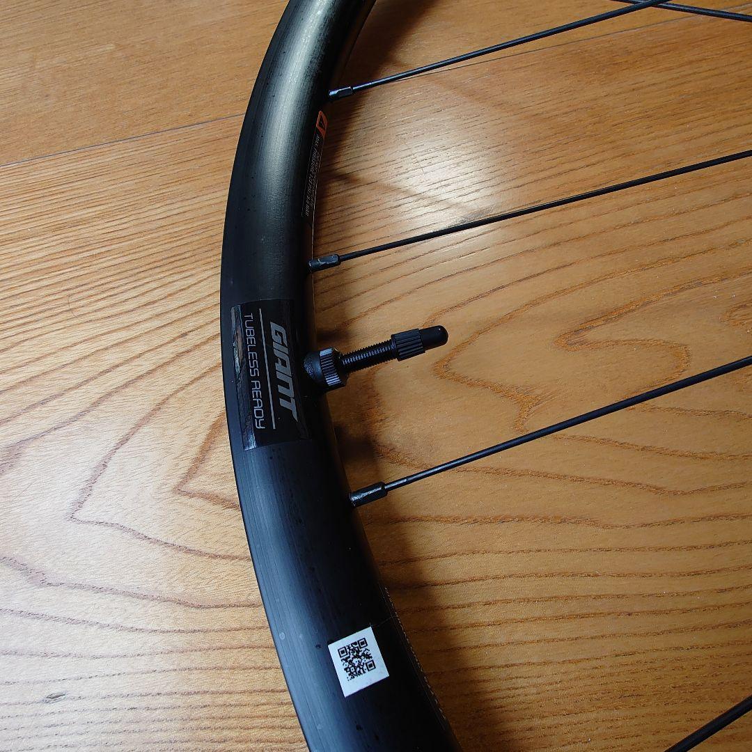 ジャイアント P-R2 アルミホイール 2025 TCR用ローター、エアバルブ付