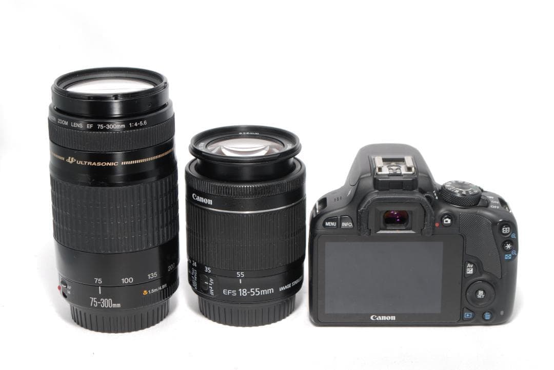 ✨Canon kiss X7✨Wレンズ✨初心者向け✨軽量モデル✨一眼レフカメラ