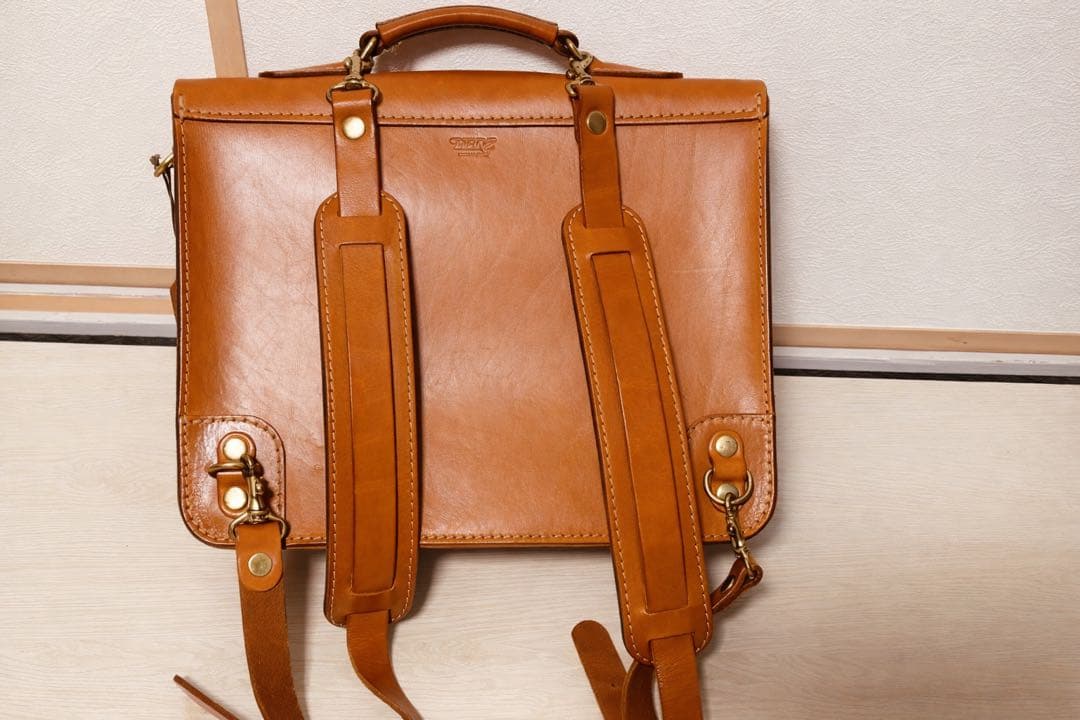 HERZ ヘルツ　シンプルスタイル3wayバッグ